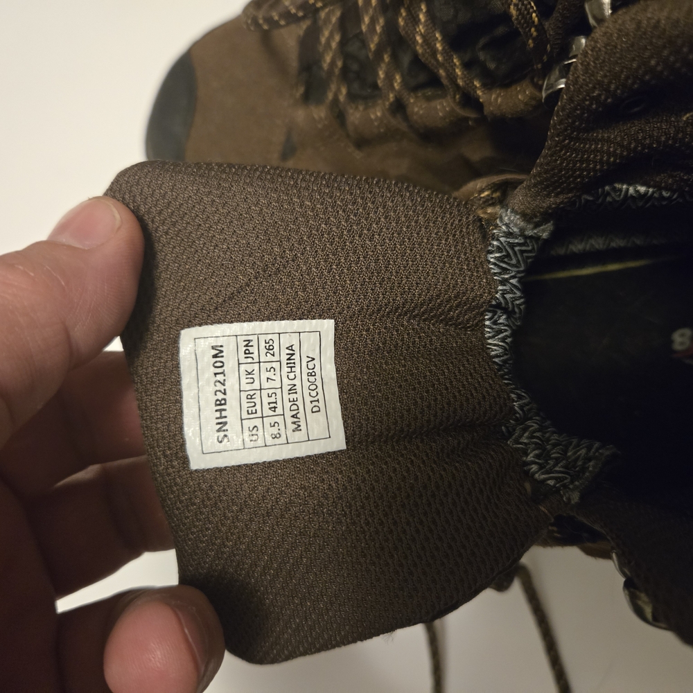 Men's Brown Hiking Boots - Picture 5 of 7